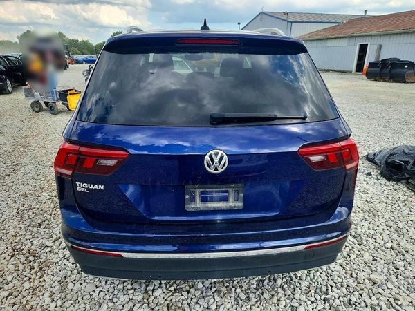 2021 VOLKSWAGEN TIGUAN SE, SE R-Line Black, SEL — DIRR