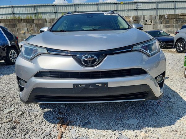 2018 TOYOTA RAV4 Adventure/XLE