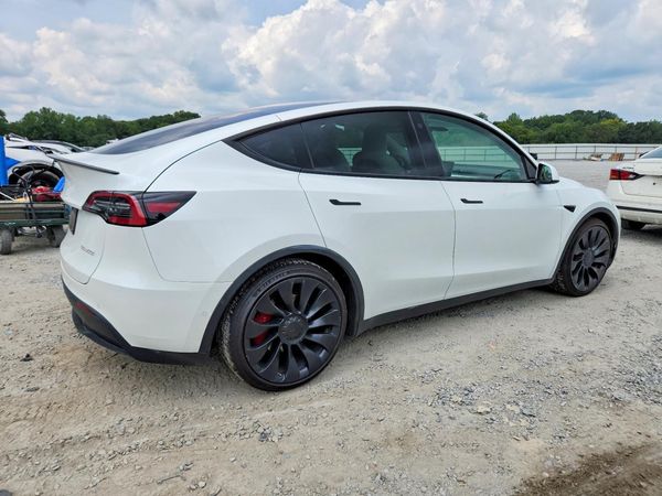 2022 TESLA MODEL Y
