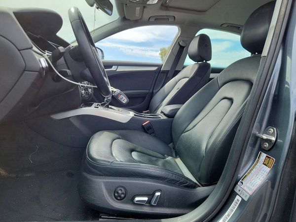 2015 AUDI A4 quattro Premium
