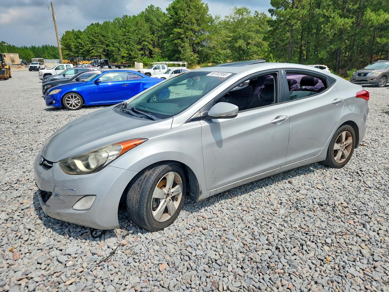 2013 HYUNDAI ELANTRA