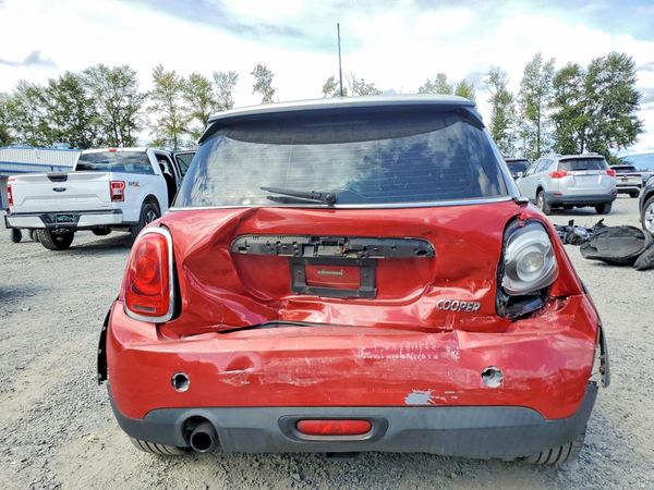 2015 MINI COOPER
