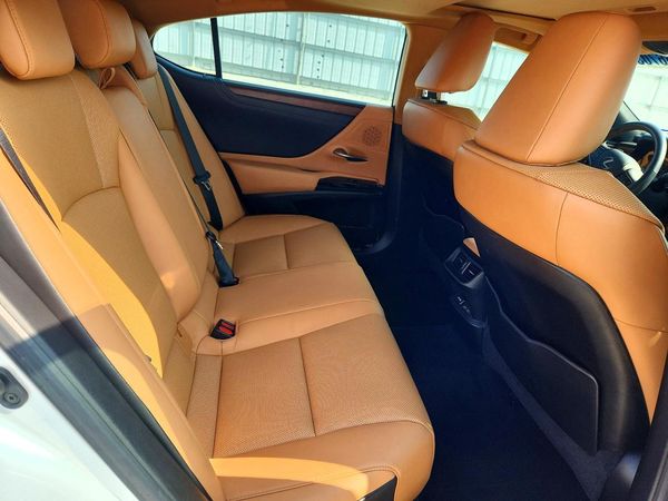 2022 LEXUS ES 350 350 Premium