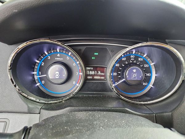 2013 HYUNDAI SONATA