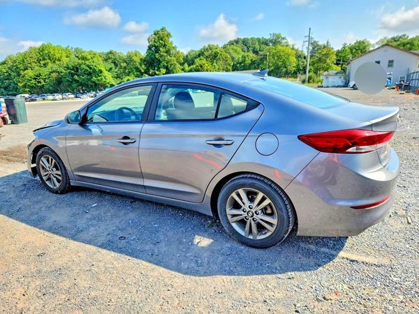 2018 HYUNDAI ELANTRA