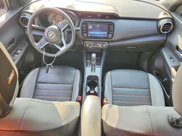 2022 NISSAN KICKS