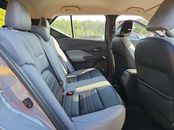 2022 NISSAN KICKS