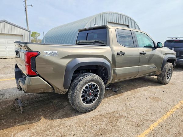 2025 TOYOTA TACOMA