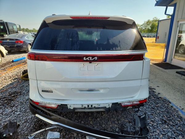 2024 KIA CARNIVAL