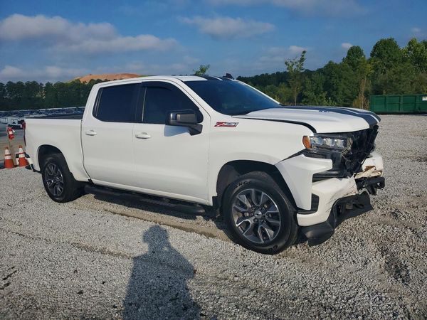 2020 CHEVROLET SILVERADO RST — Passenger 3/4