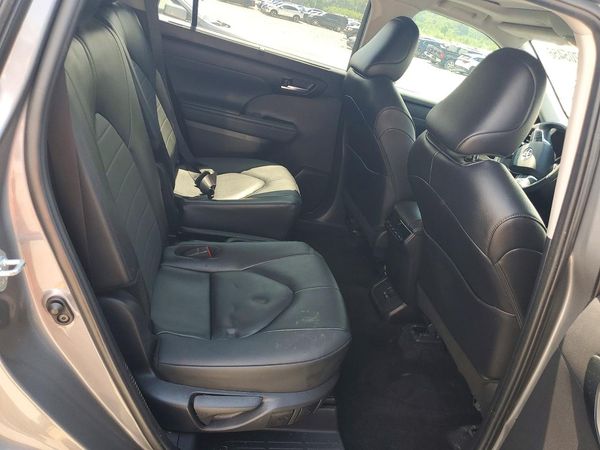 2025 TOYOTA HIGHLANDER