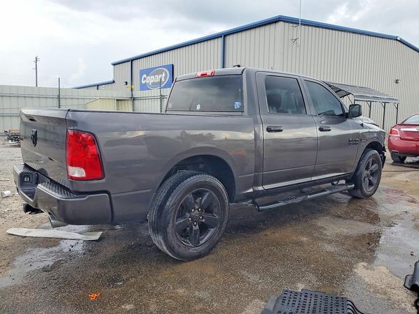 2018 RAM 1500 ST