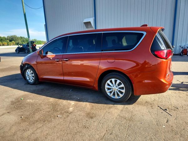 2018 CHRYSLER PACIFICA
