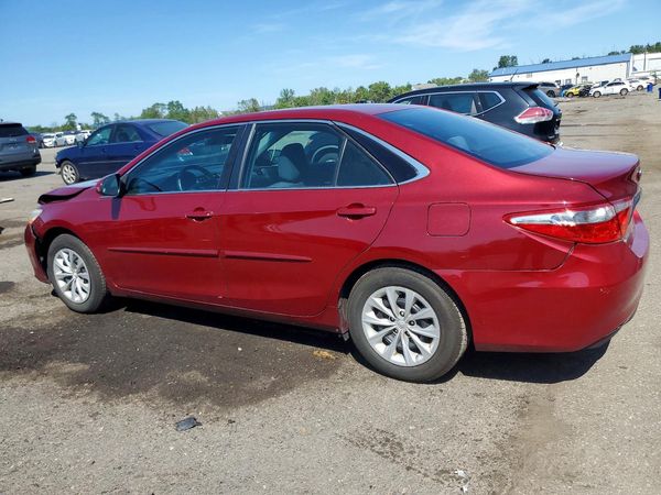 2016 TOYOTA CAMRY