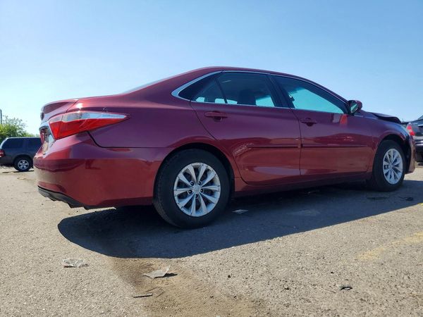 2016 TOYOTA CAMRY