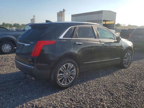 2017 CADILLAC XT5 Premium Luxury