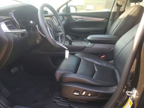 2017 CADILLAC XT5 Premium Luxury