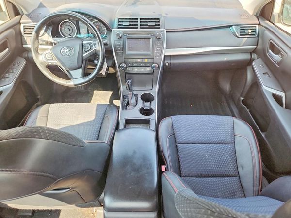 2015 TOYOTA CAMRY