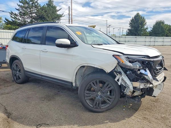 2021 HONDA PILOT — Passenger 3/4