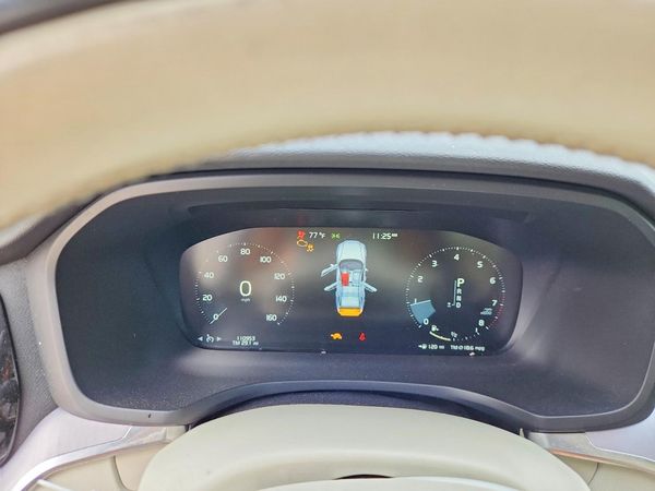 2019 VOLVO S60 Momentum