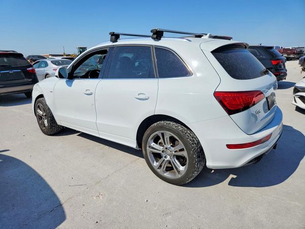 2013 AUDI Q5 Premium Plus