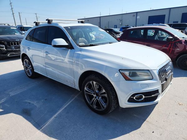 2013 AUDI Q5 Premium Plus