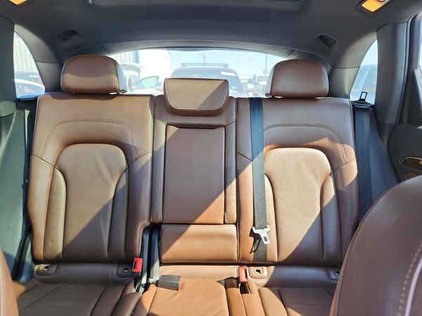 2013 AUDI Q5 Premium Plus