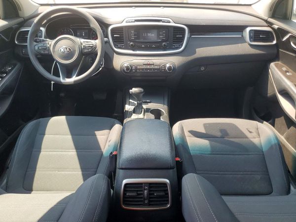 2017 KIA SORENTO