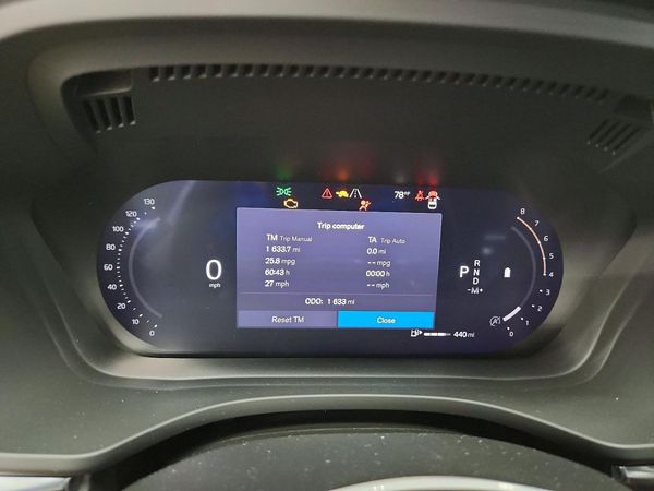 2026 VOLVO XC60 Plus Dark