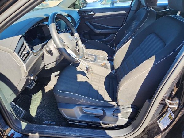 2023 VOLKSWAGEN JETTA Sport