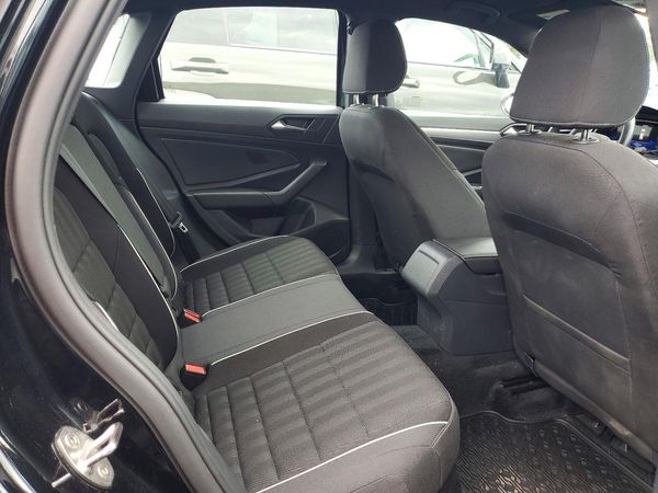 2023 VOLKSWAGEN JETTA Sport