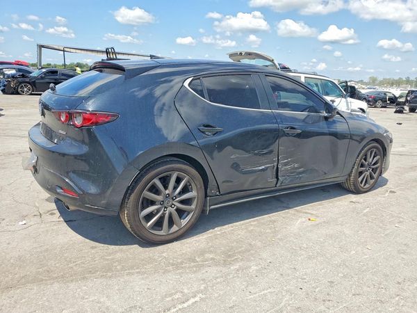 2019 MAZDA 3