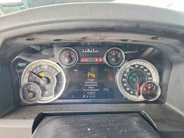 2015 RAM 1500 SLT