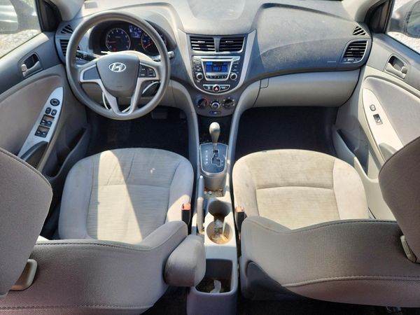 2017 HYUNDAI ACCENT SE Base