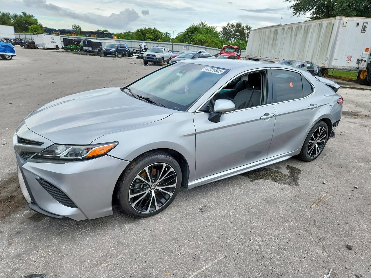 2020 TOYOTA CAMRY — Front 3/4