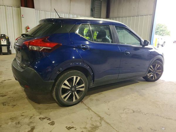 2019 NISSAN KICKS