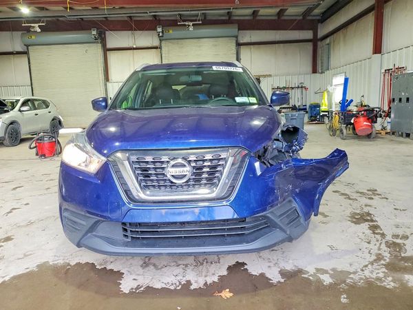 2019 NISSAN KICKS