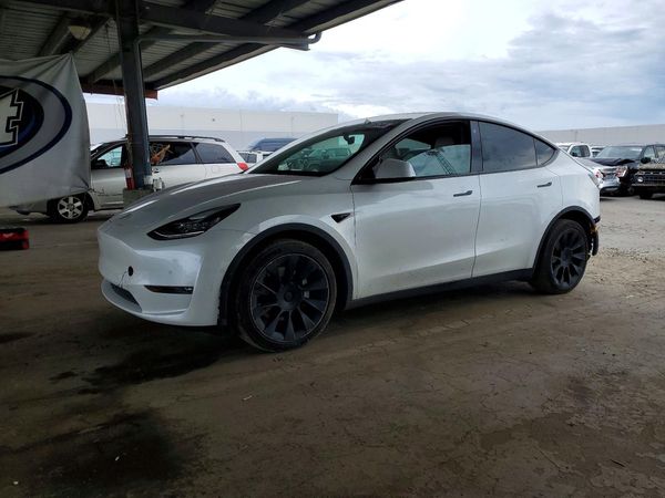 2022 TESLA MODEL Y