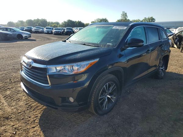 2016 TOYOTA HIGHLANDER