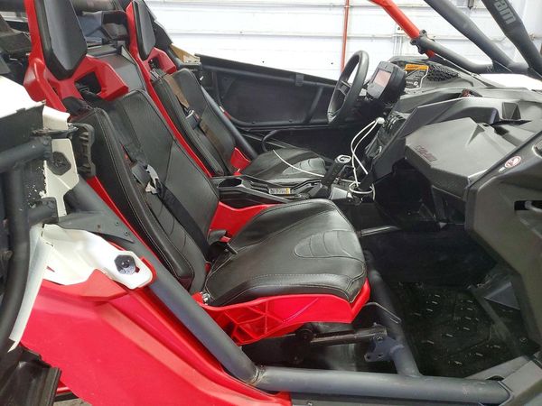 2024 CAN-AM MAVERICK X3 XRC 72"