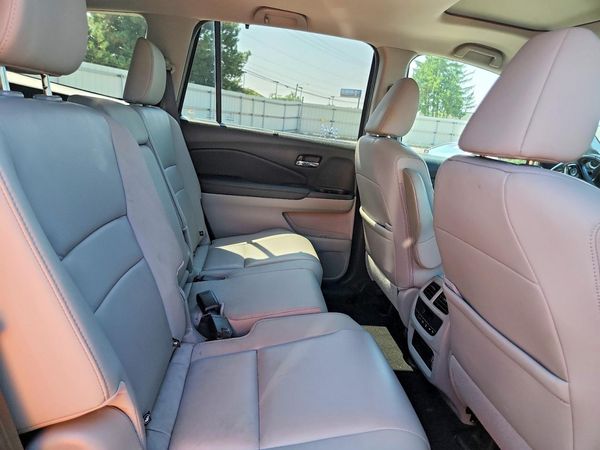 2021 HONDA PILOT SE