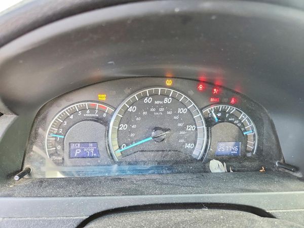 2012 TOYOTA CAMRY