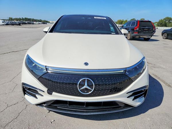 2022 MERCEDES-BENZ EQS SEDAN