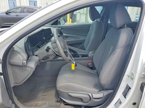 2021 HYUNDAI ELANTRA SEL w/ Convenience Pkg