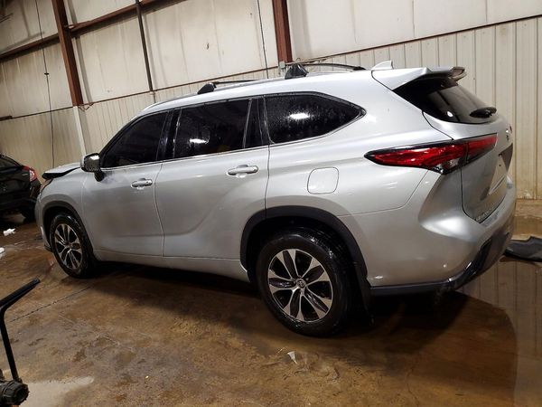 2021 TOYOTA HIGHLANDER