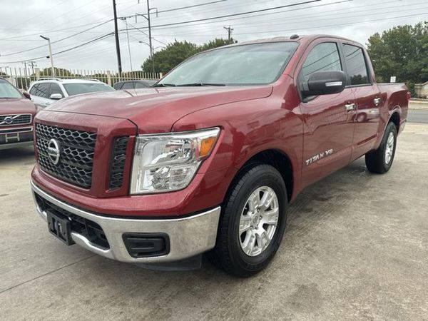 2019 NISSAN TITAN