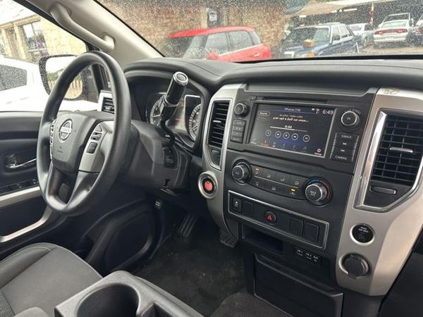 2019 NISSAN TITAN