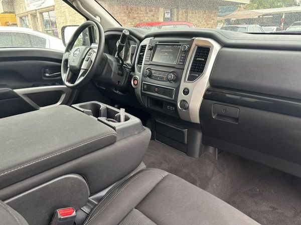 2019 NISSAN TITAN