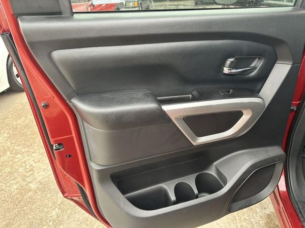 2019 NISSAN TITAN