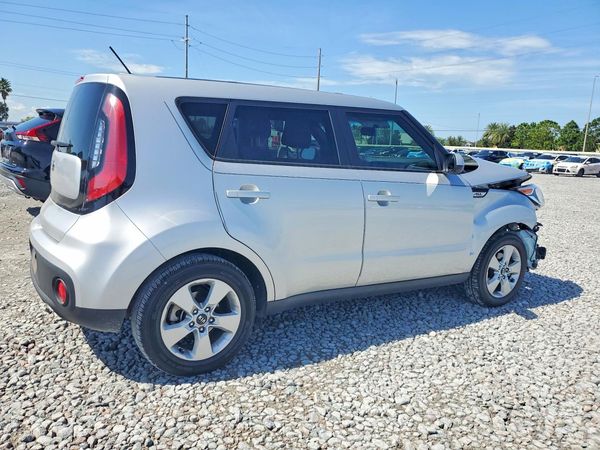 2017 KIA SOUL Base